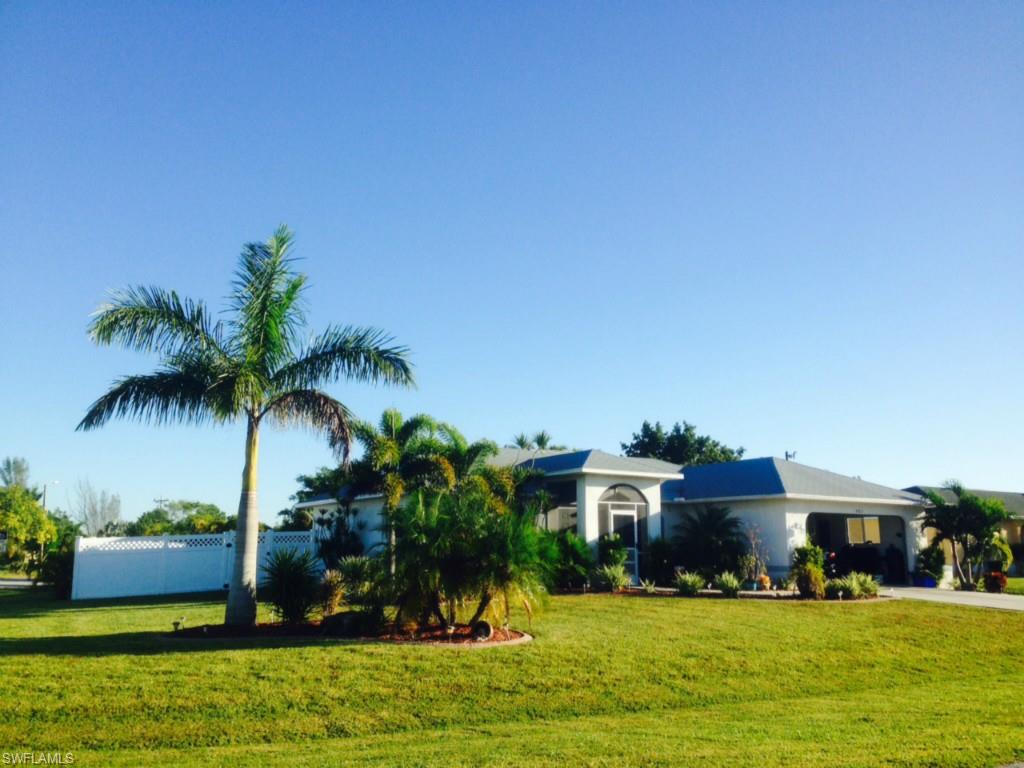 CAPE CORAL - Residential