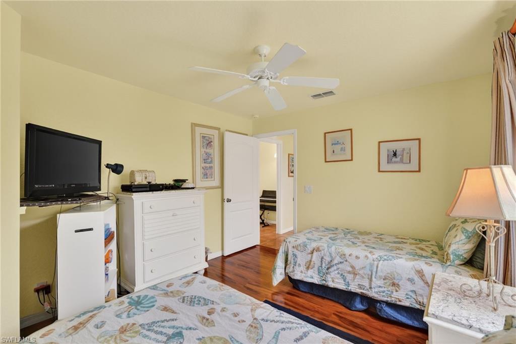 BRIARWOOD - Residential