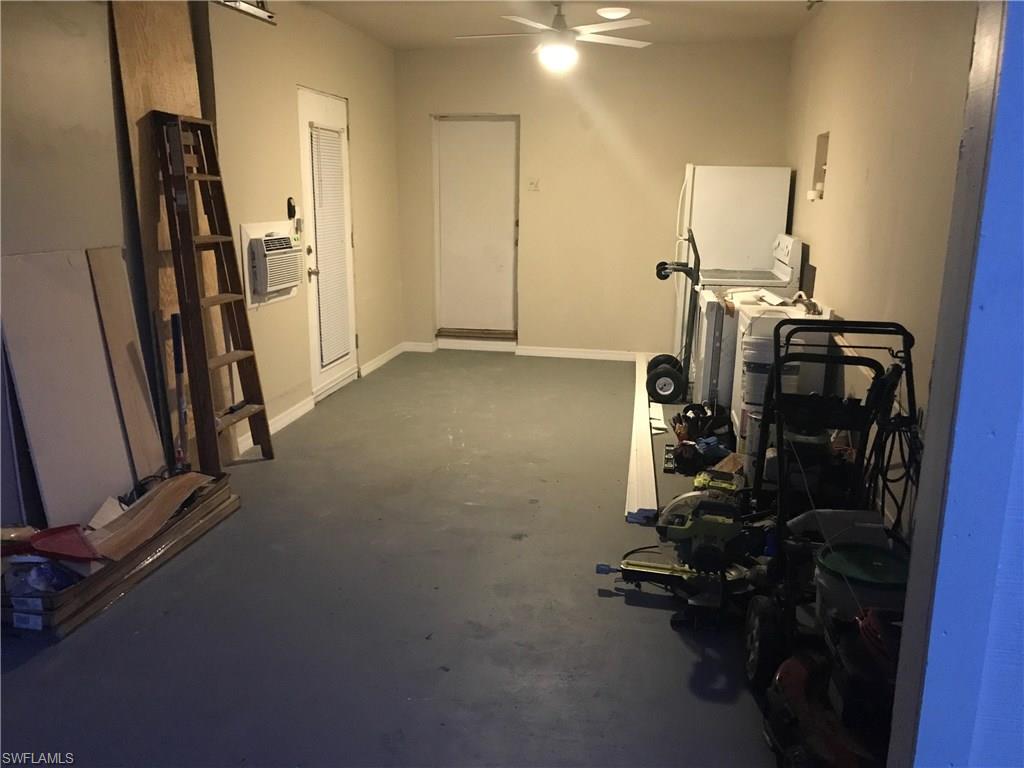 SAN CARLOS PARK - Residential