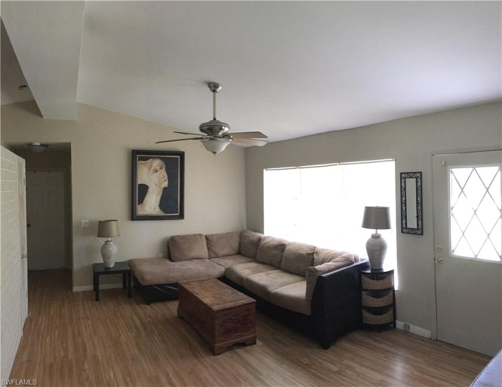 SAN CARLOS PARK - Residential