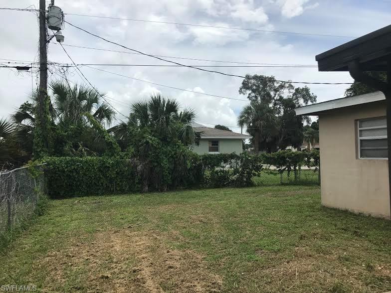 SAN CARLOS PARK - Residential