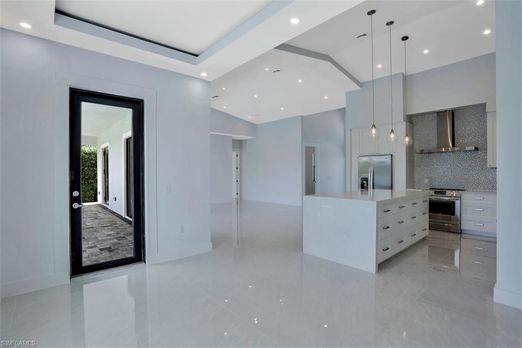 MARCO ISLAND - Residential