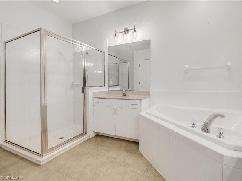 CHESAPEAKE COVE - Residential