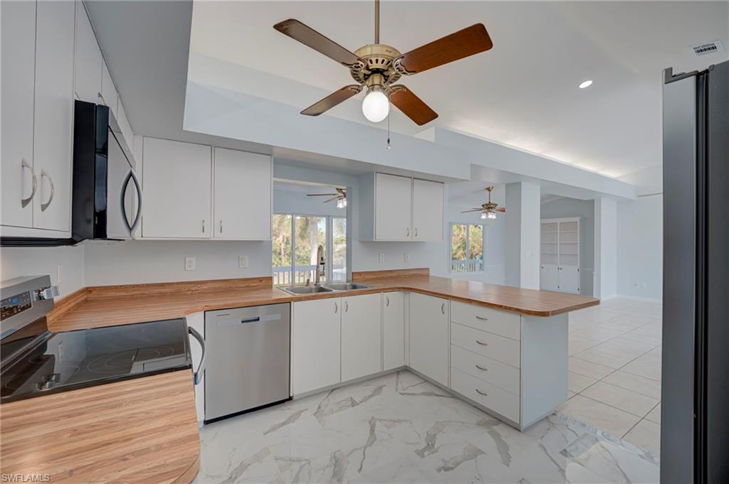 COTTAGE POINT UNREC - Residential