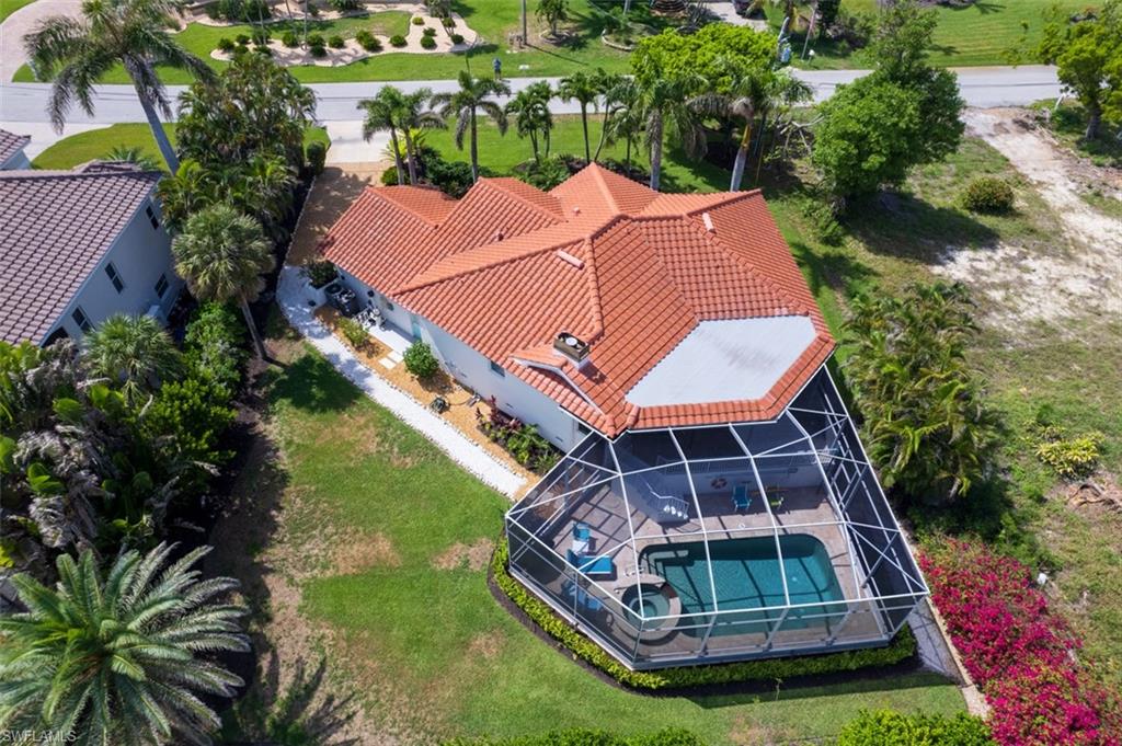 1226 Par View DR