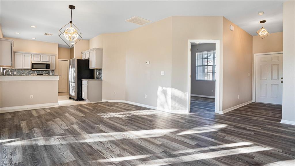 GREENBRIAR - Residential