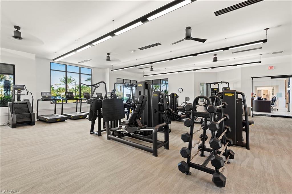 ESPLANADE LAKE CLUB - Residential