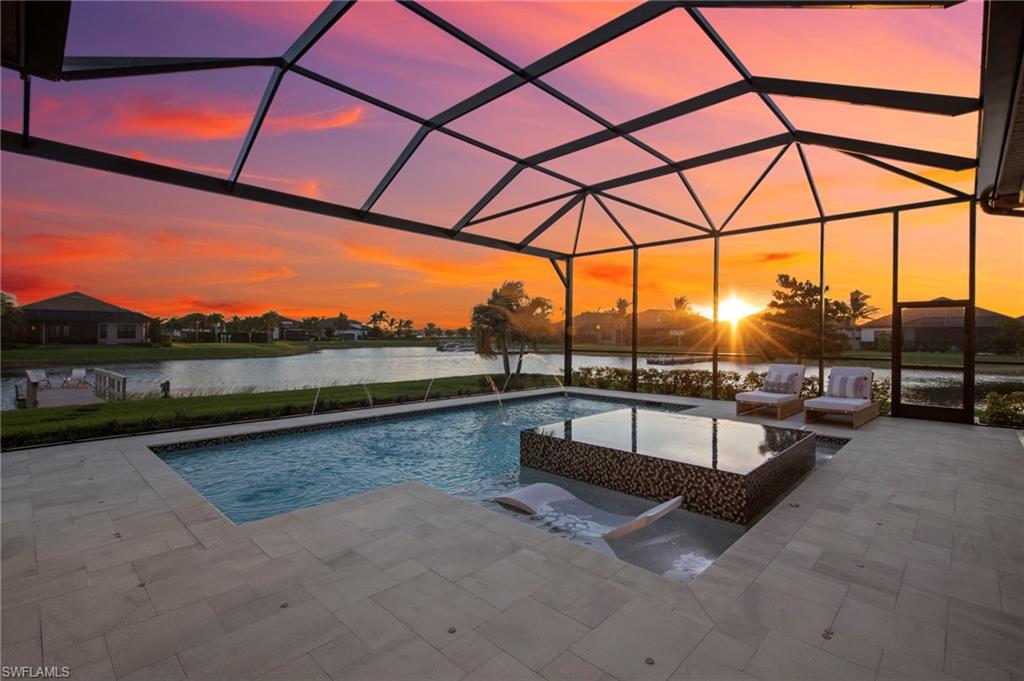 ESPLANADE LAKE CLUB - Residential