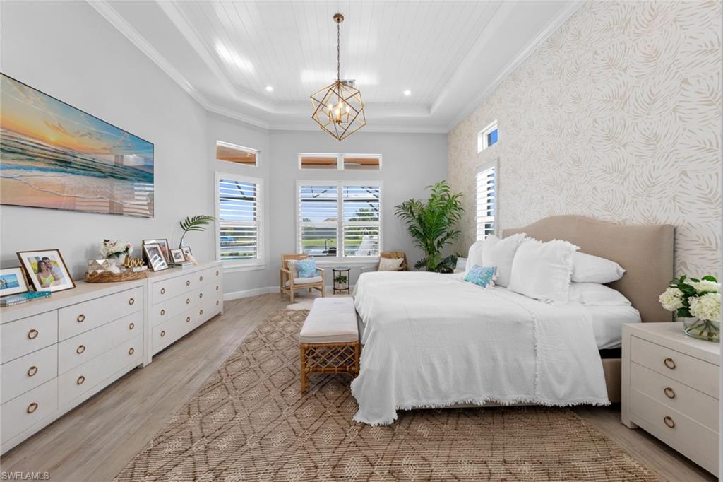 ESPLANADE LAKE CLUB - Residential