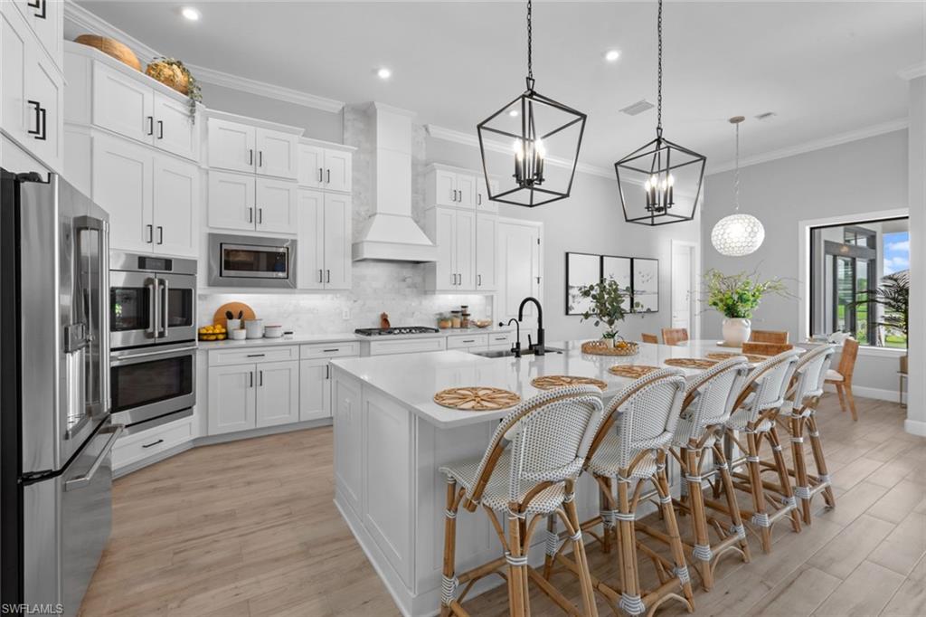 ESPLANADE LAKE CLUB - Residential