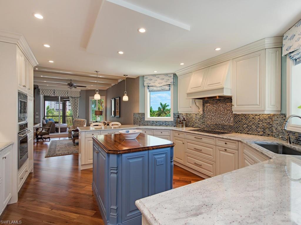 BILTMORE AT BAY COLONY - Residential