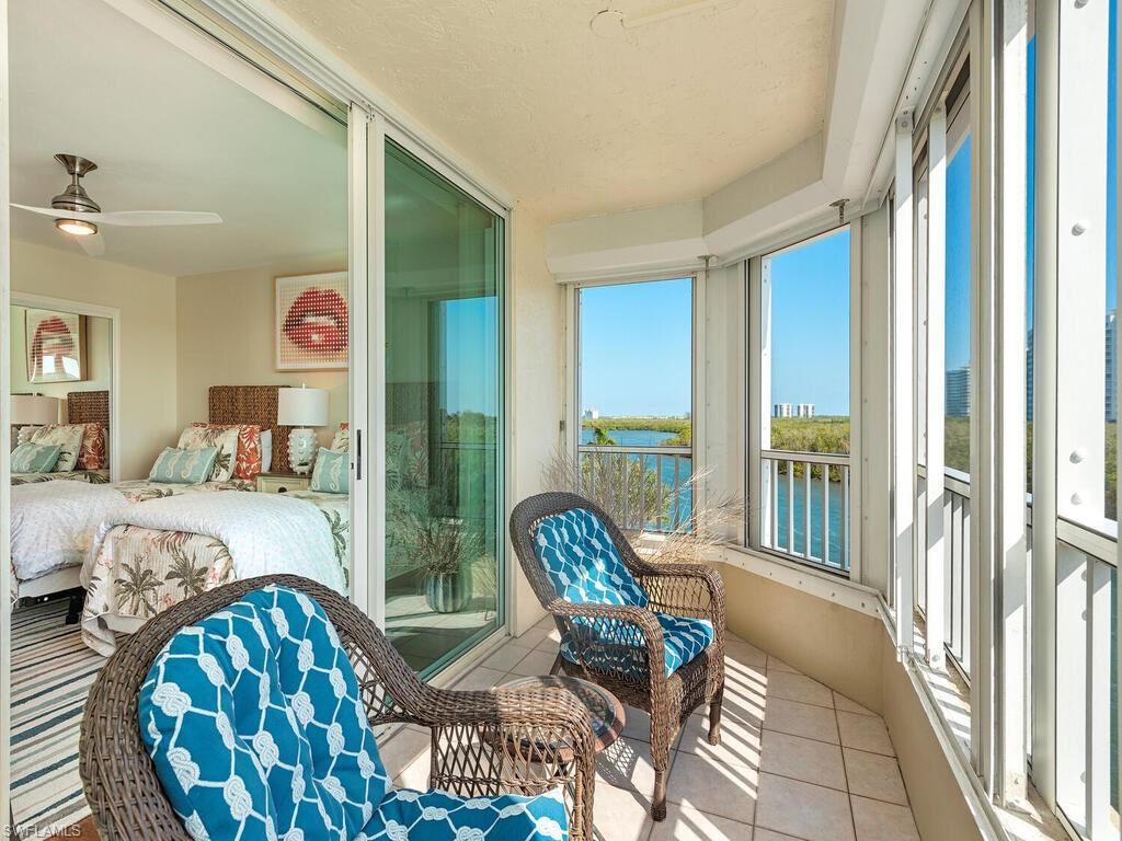 25 BLUEBILL AVE A-401