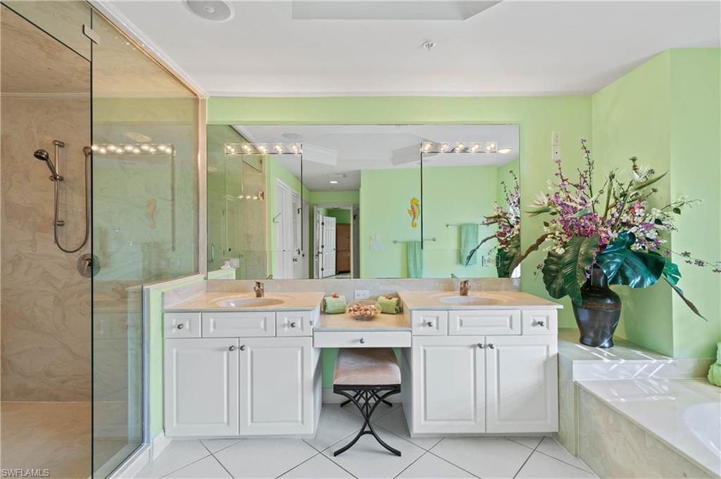 CAPTIVA BEACH - Residential