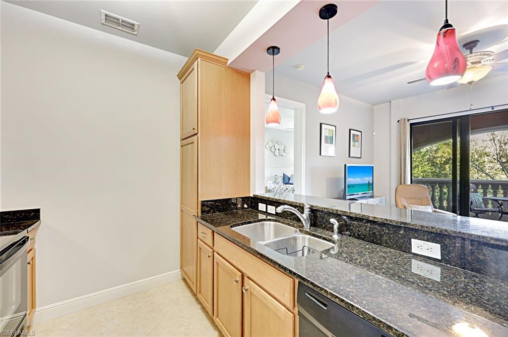 THE RESIDENCES AT COCONUT POINT - Residential