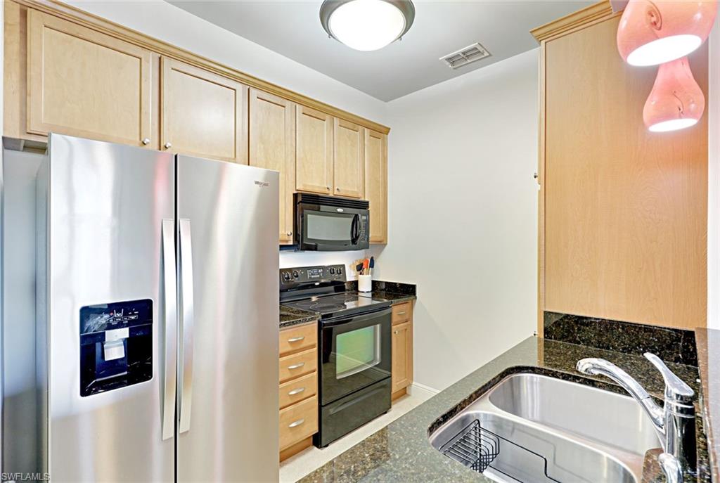 THE RESIDENCES AT COCONUT POINT - Residential