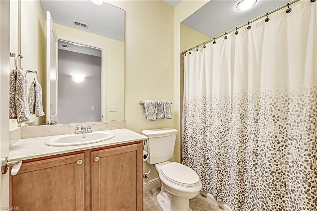 THE RESIDENCES AT COCONUT POINT - Residential