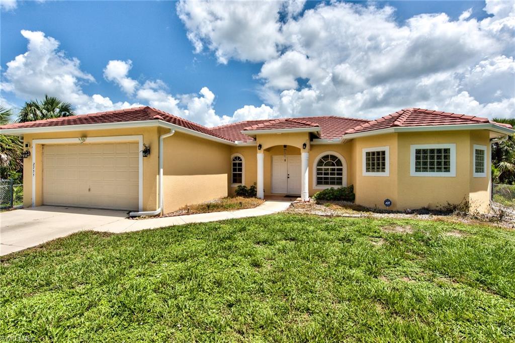 GOLDEN GATE ESTATES - Residential