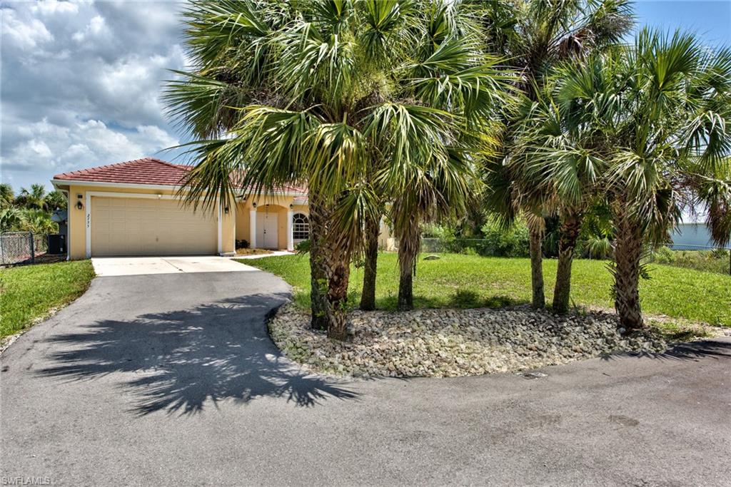 GOLDEN GATE ESTATES - Residential