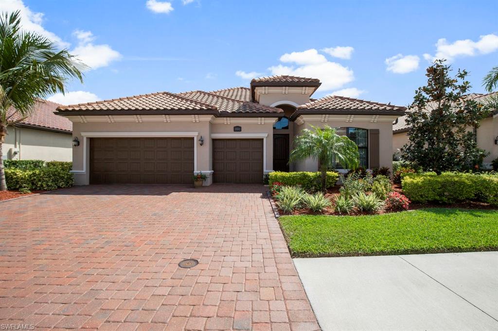 BONITA NATIONAL GOLF AND COUNTRY CLUB - Residential