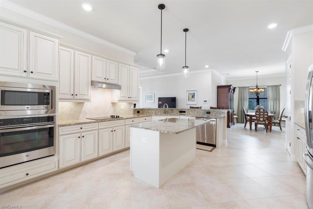 BONITA NATIONAL GOLF AND COUNTRY CLUB - Residential