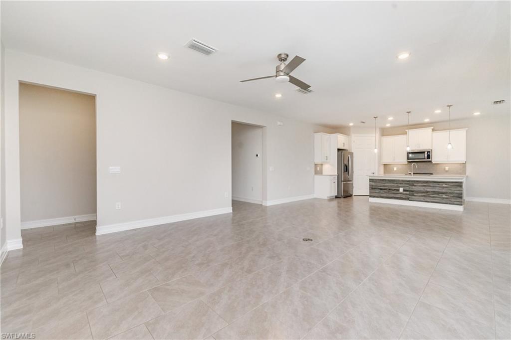 ROYAL PALM GOLF ESTATES - Residential