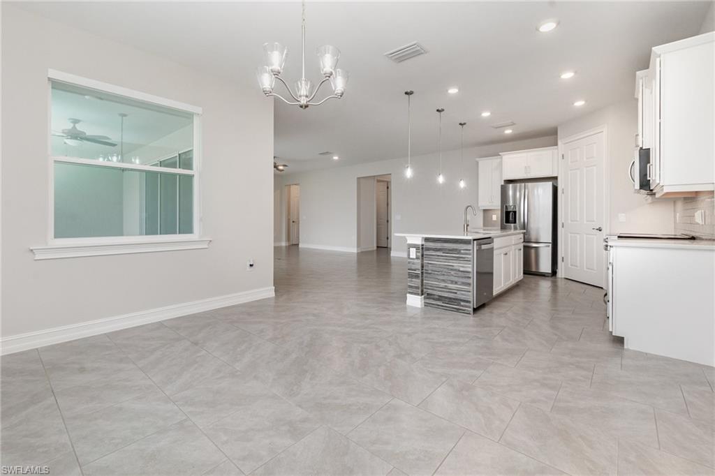 ROYAL PALM GOLF ESTATES - Residential