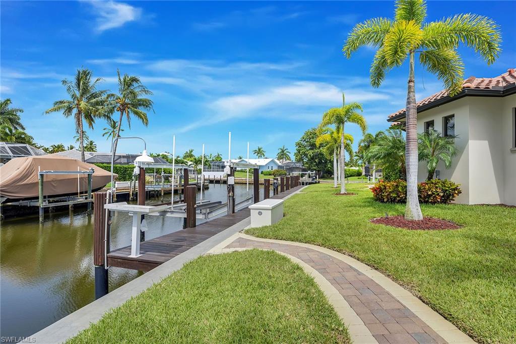 ROYAL HARBOR - Residential