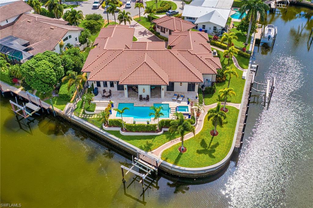 ROYAL HARBOR - Residential