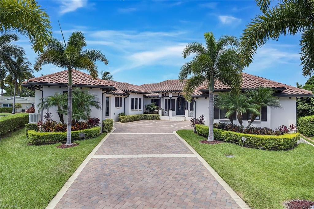 ROYAL HARBOR - Residential