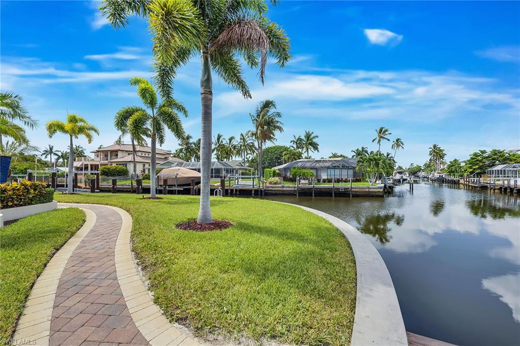 ROYAL HARBOR - Residential