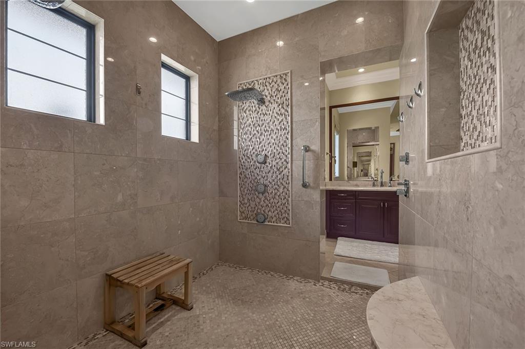 ROYAL HARBOR - Residential