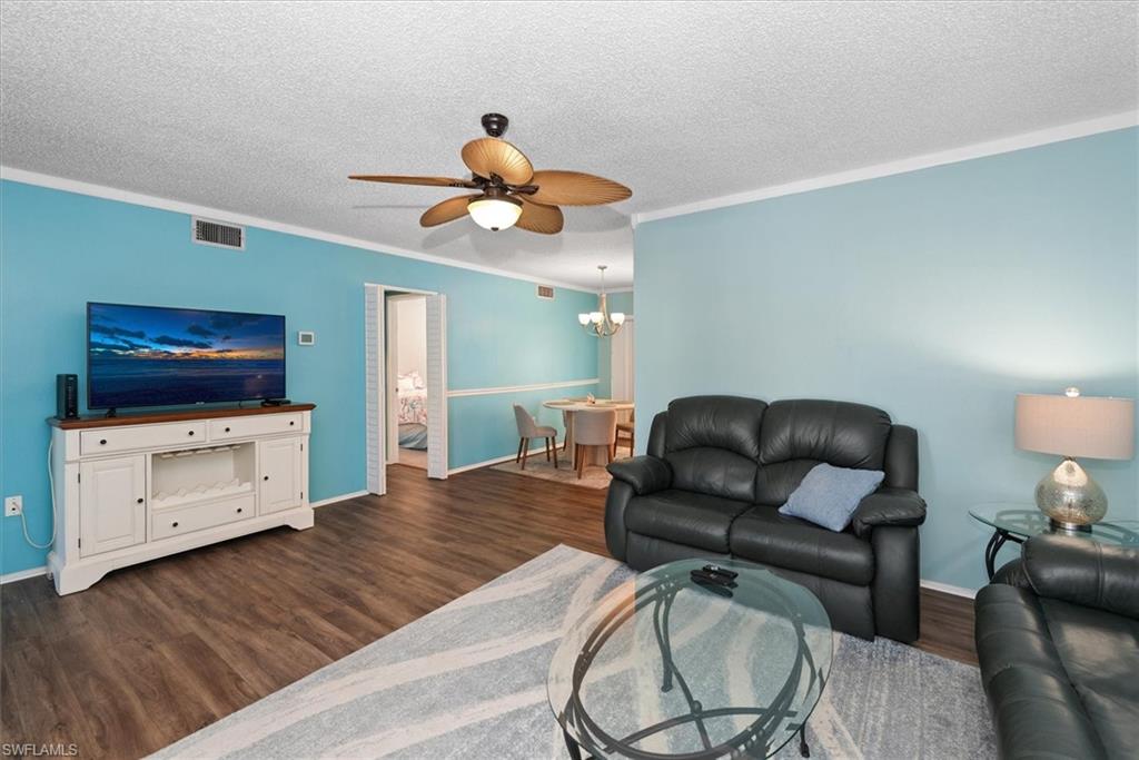 HIDDEN GARDENS - Residential Lease