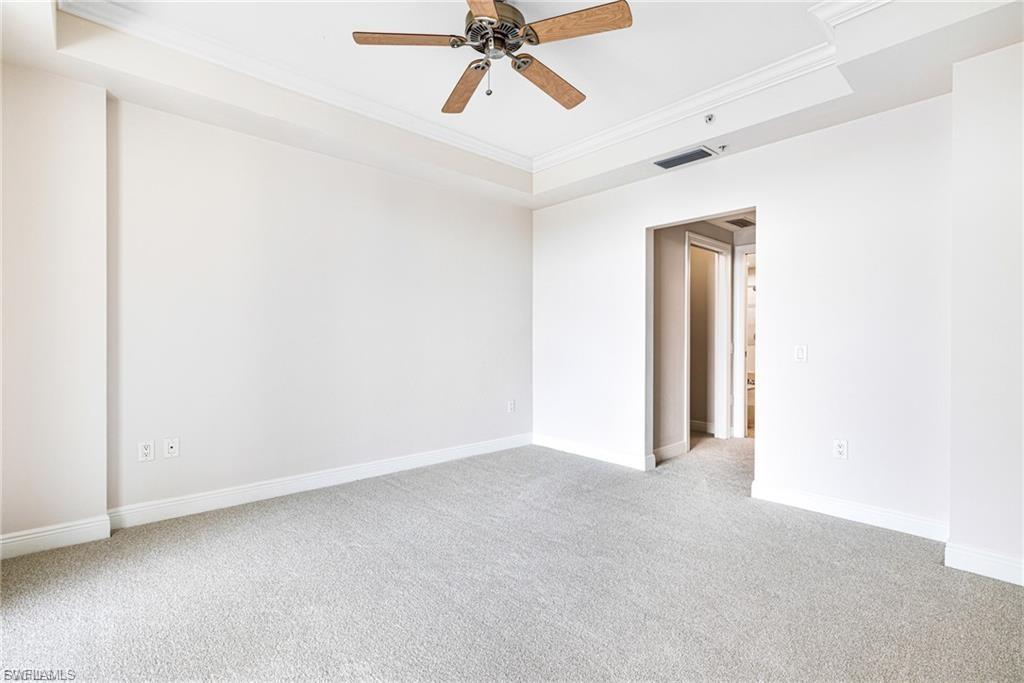 ST. TROPEZ - Residential