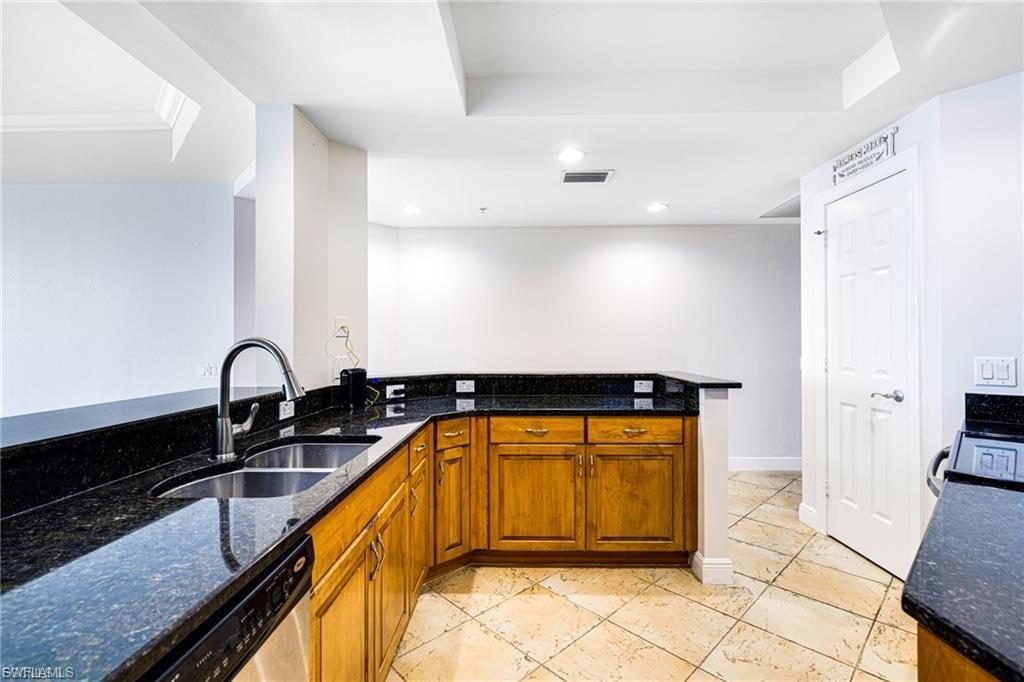 ST. TROPEZ - Residential