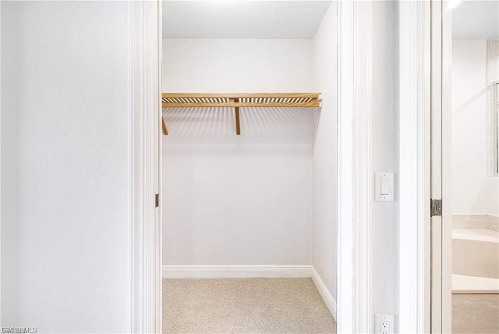 ST. TROPEZ - Residential