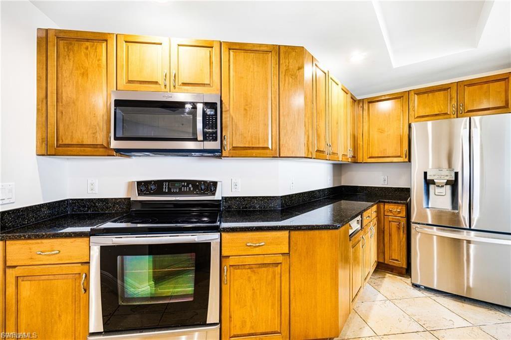 ST. TROPEZ - Residential