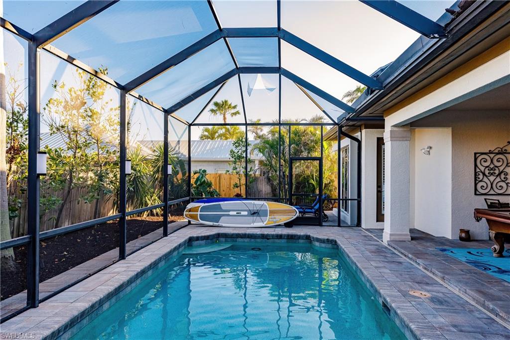 NAPLES PARK - Residential