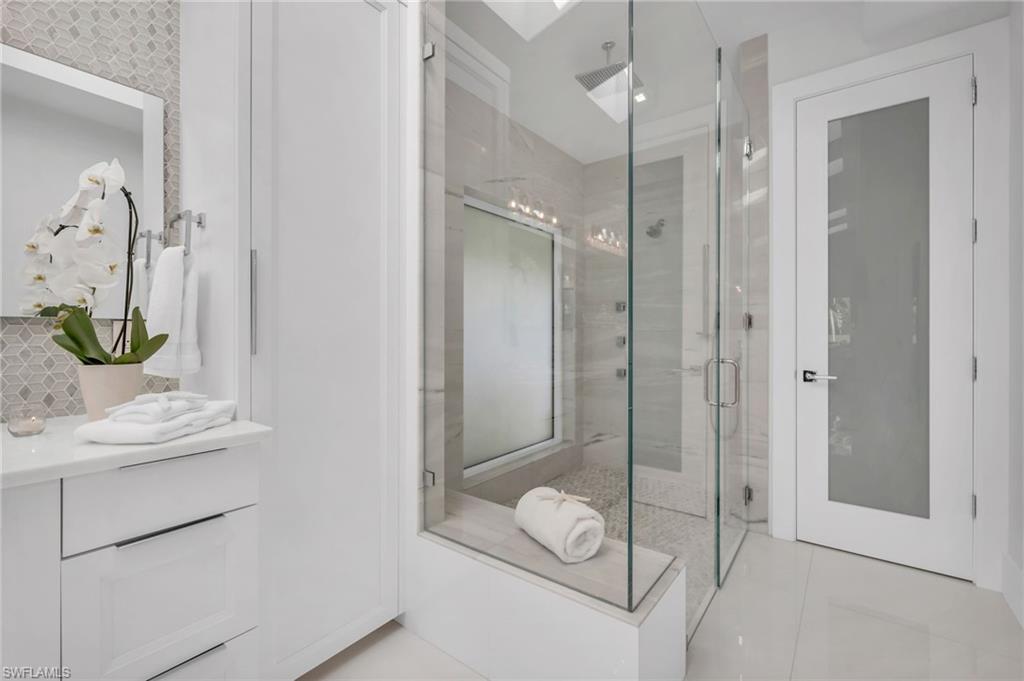 ESTATES AT GREY OAKS - Residential