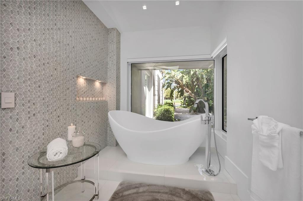 ESTATES AT GREY OAKS - Residential