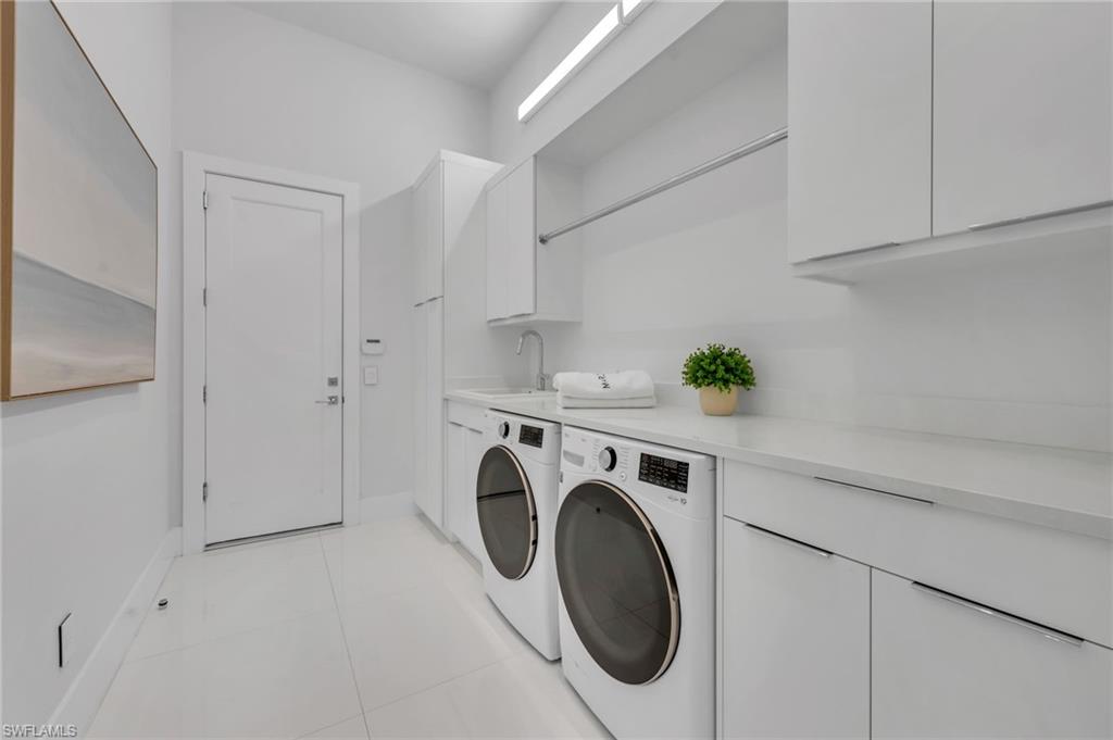 ESTATES AT GREY OAKS - Residential