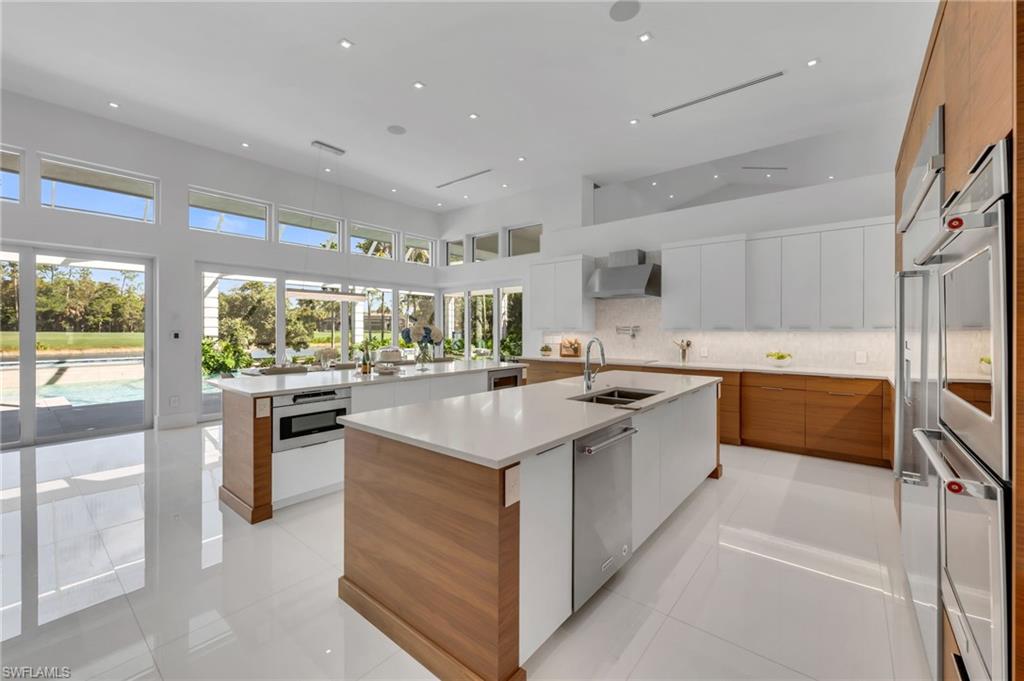 ESTATES AT GREY OAKS - Residential