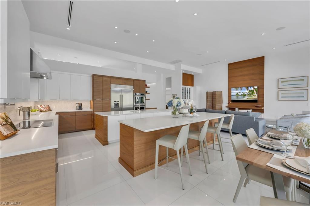 ESTATES AT GREY OAKS - Residential