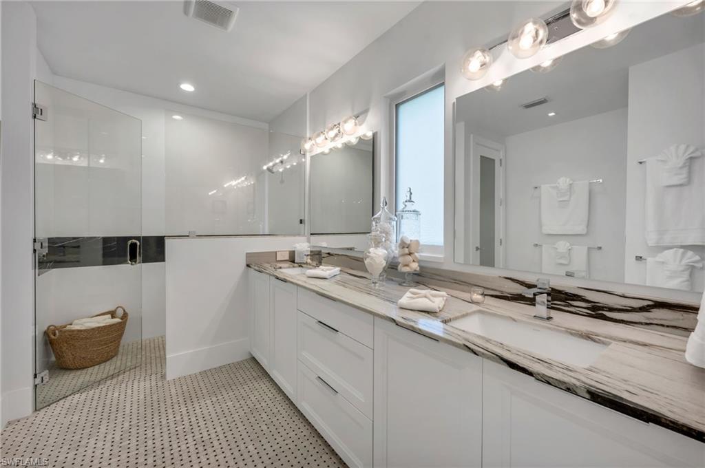 ESTATES AT GREY OAKS - Residential