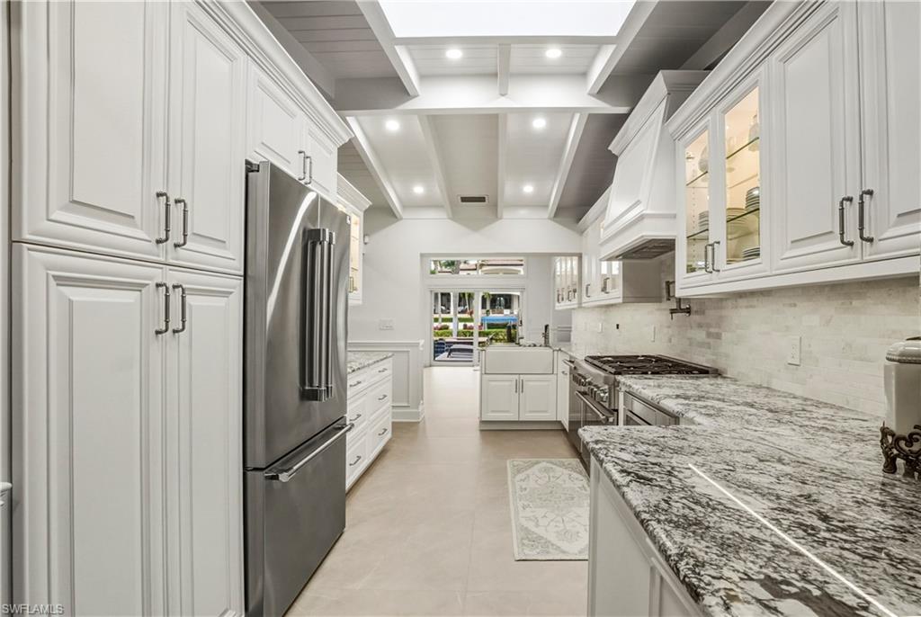 AQUALANE SHORES - Residential