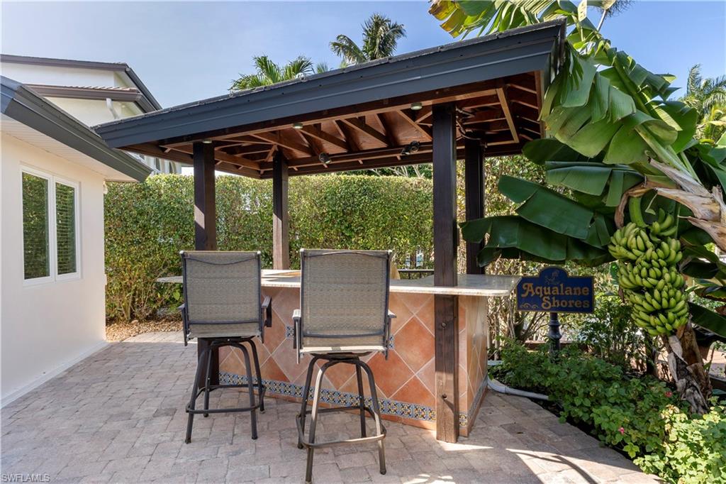 AQUALANE SHORES - Residential