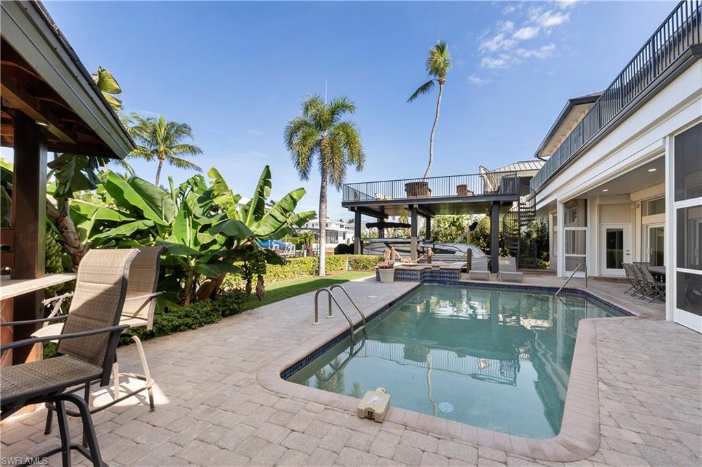 AQUALANE SHORES - Residential