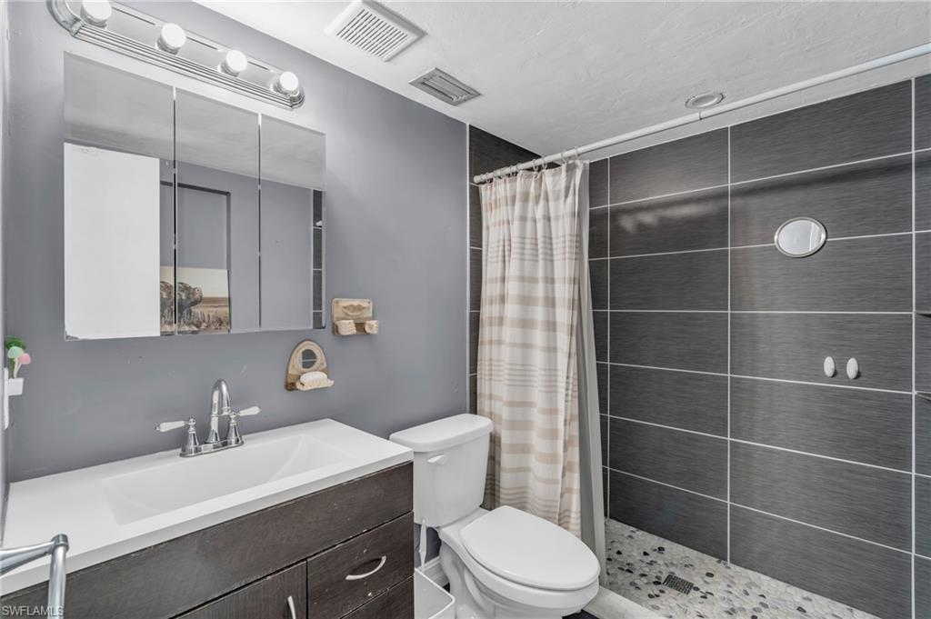 NAPLES PARK - Residential