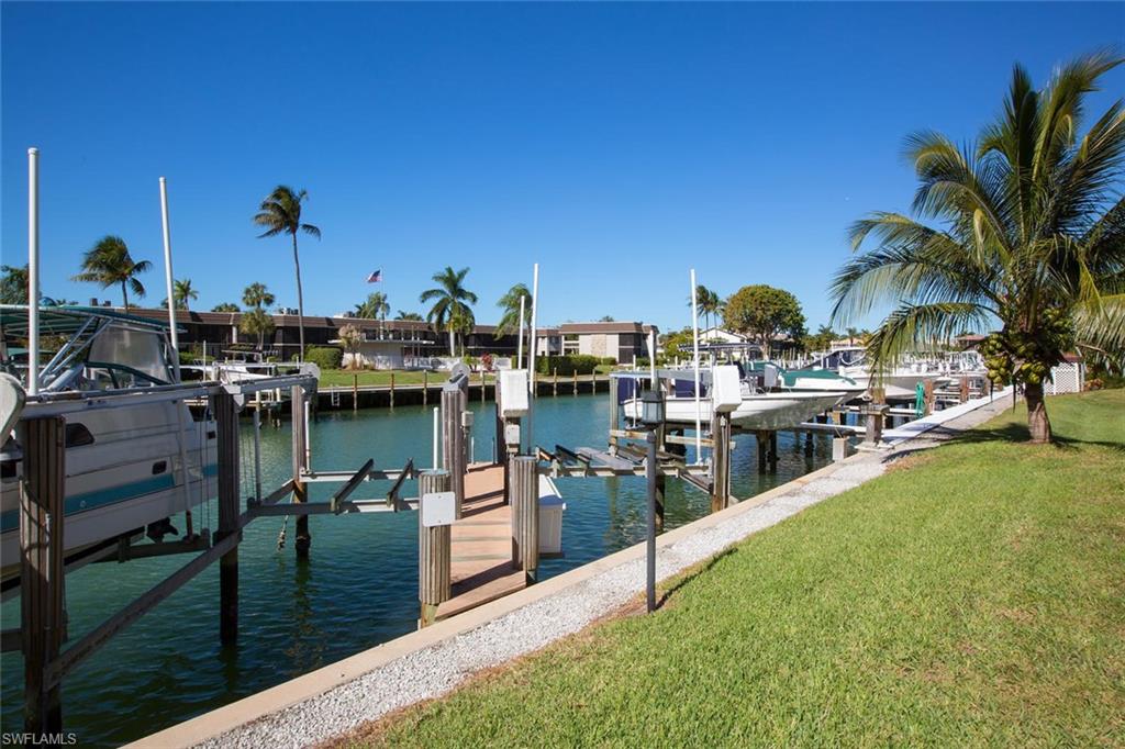 ISLANDER COVE - Residential