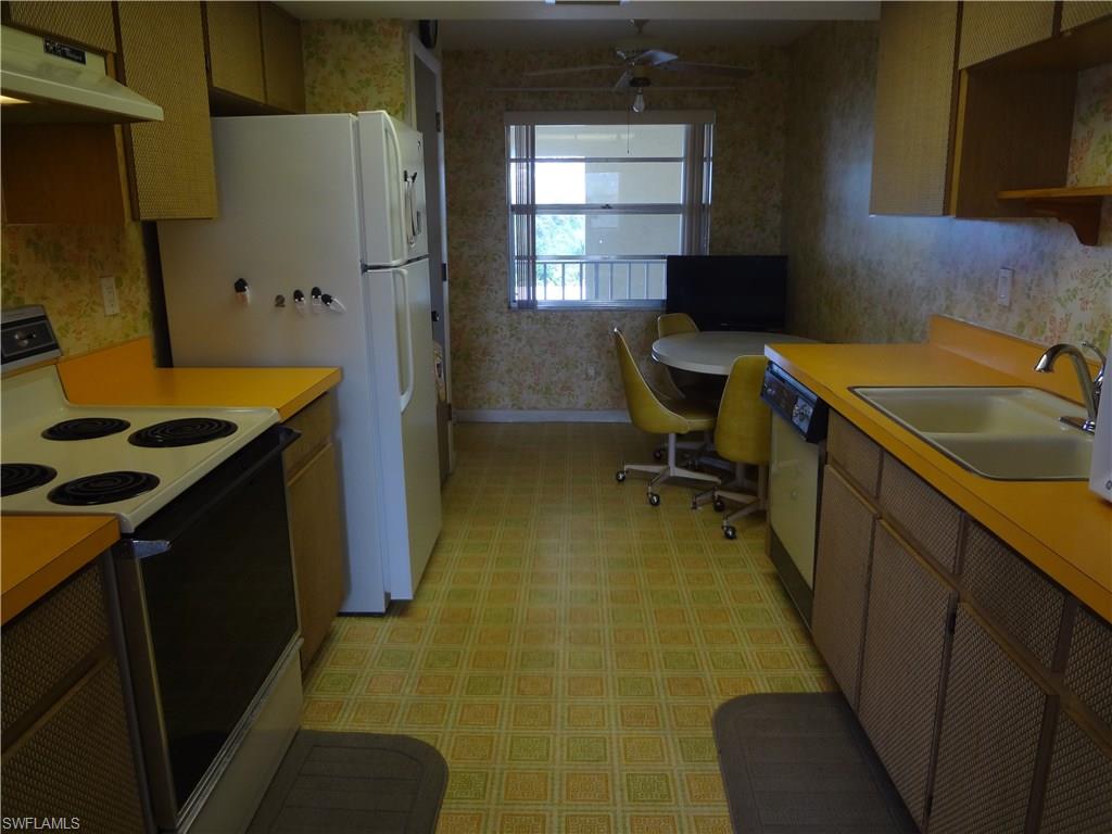 DRIFTWOOD CONDO - Residential