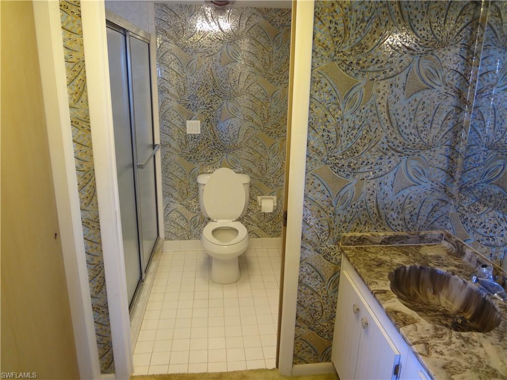 DRIFTWOOD CONDO - Residential